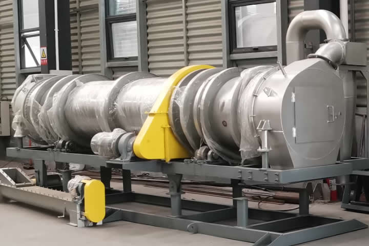 金屬污泥烘干機可以將金屬污泥再加工處理再利用，具有良好的社會經濟環(huán)境效益。