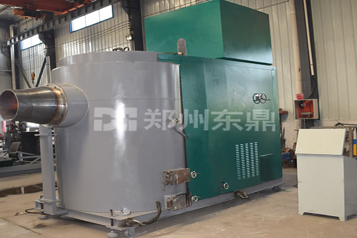 生物質(zhì)燃燒機(jī)是利用生物質(zhì)進(jìn)行能量轉(zhuǎn)換的主要設(shè)備，使用生物質(zhì)顆粒燃料，在燃燒室內(nèi)實現(xiàn)逐漸預(yù)熱、多級配氧、立體燃燒的火焰燃燒系統(tǒng)。